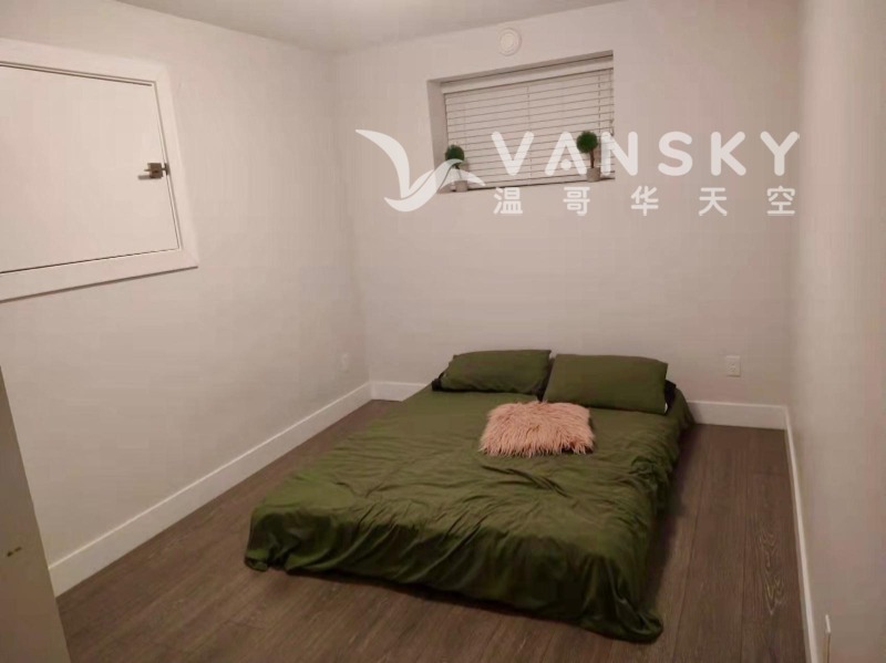 251225213059_main bedroom.jpg